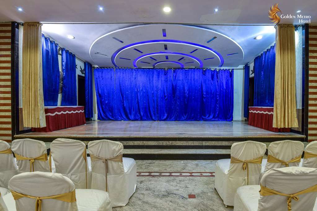 Golden Metro Hotel Бангалор Экстерьер фото